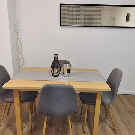 Appartement Apartman Simic à Osijek Extérieur photo